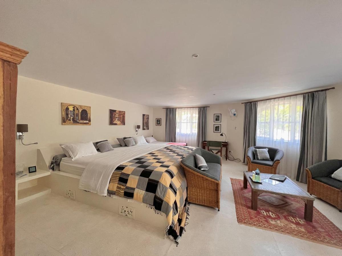 Bed and Breakfast Zumzum Beach House Kinondo Екстер'єр фото