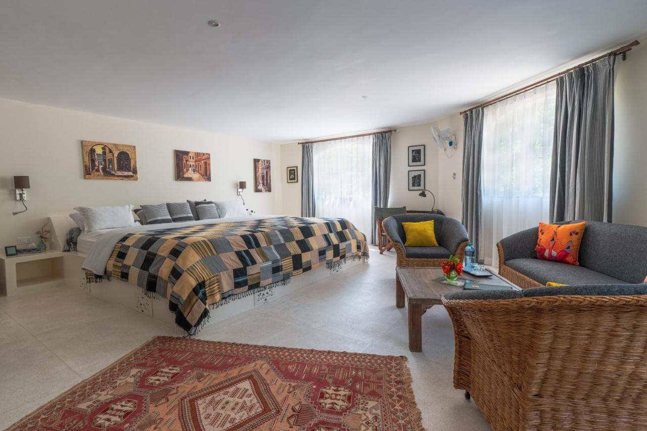 Bed and Breakfast Zumzum Beach House Kinondo Екстер'єр фото